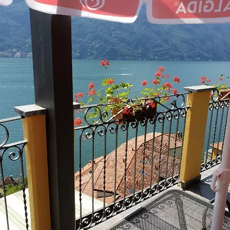 Pensión La Cascata Lake Como Nesso